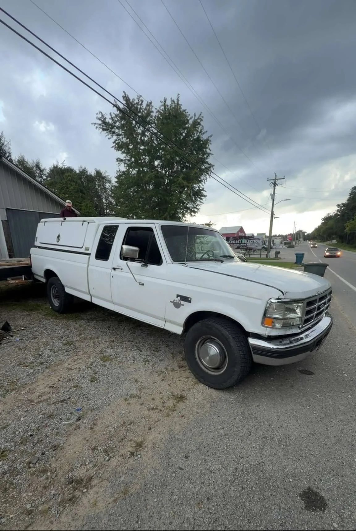 Backroad mobile mechanic service truck
